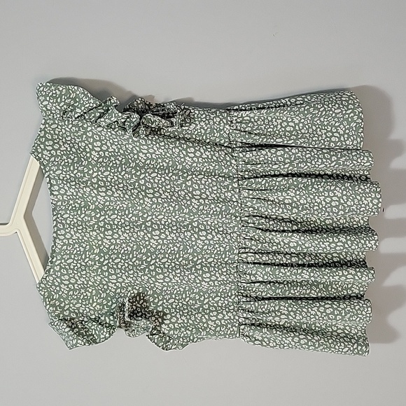 Peplum blouses - Picture 7 of 9